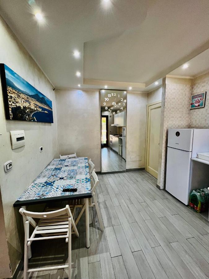 Apartamento House Of Mola Nápoles Exterior foto
